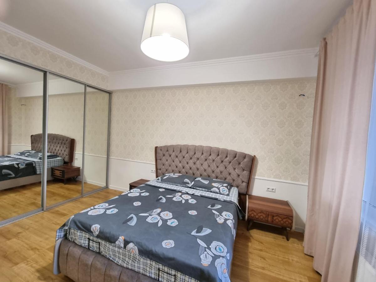 Luxury Best Grand New Apartaments Ultra Central Chisinau Exterior photo