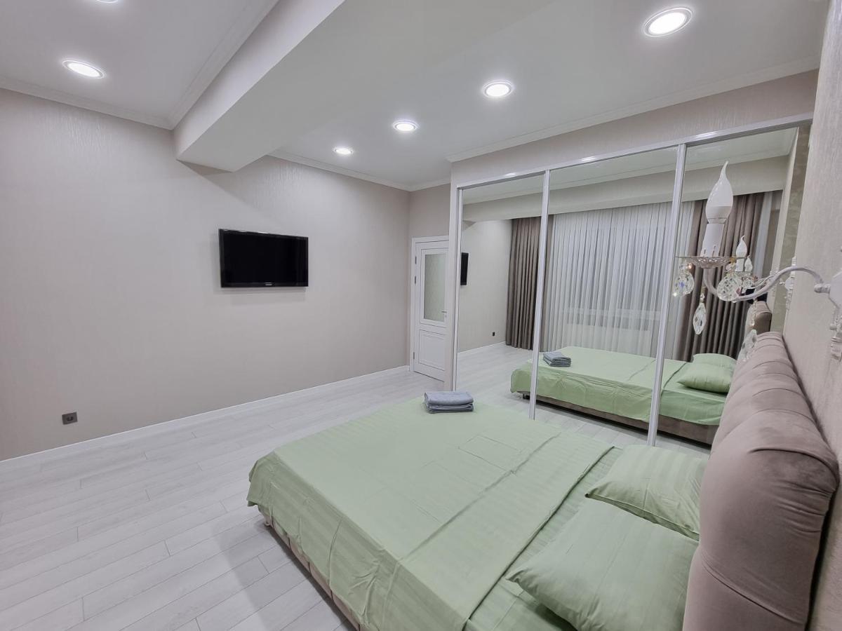 Luxury Best Grand New Apartaments Ultra Central Chisinau Exterior photo