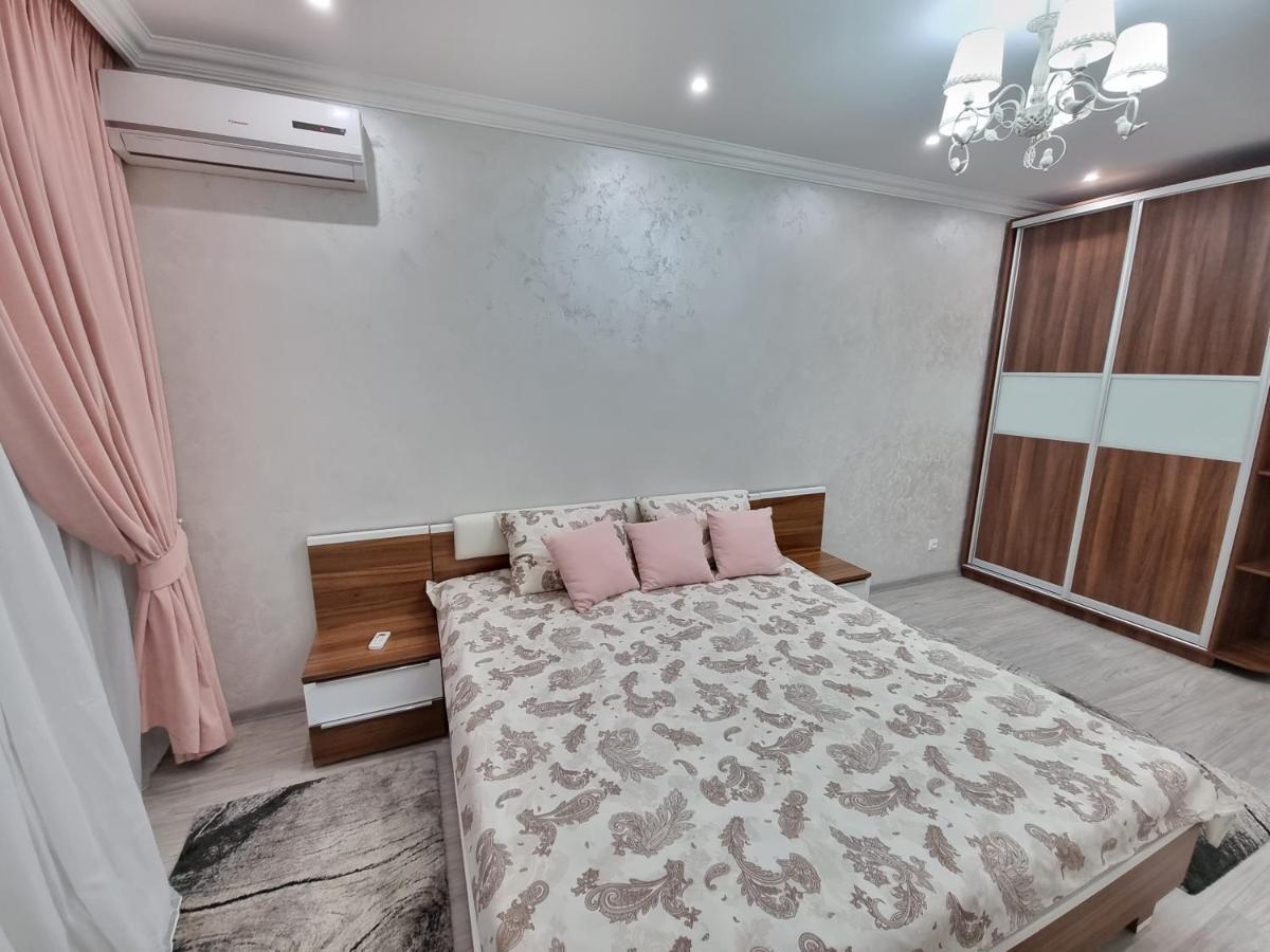 Luxury Best Grand New Apartaments Ultra Central Chisinau Exterior photo