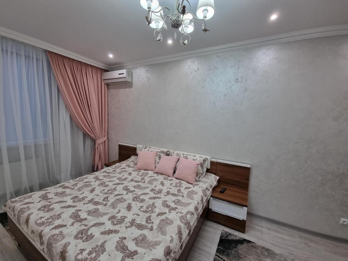 Luxury Best Grand New Apartaments Ultra Central Chisinau Exterior photo